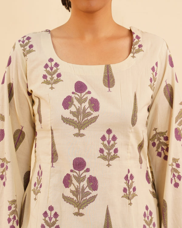 Sana Neem Patti Print Kurti – Full Length View