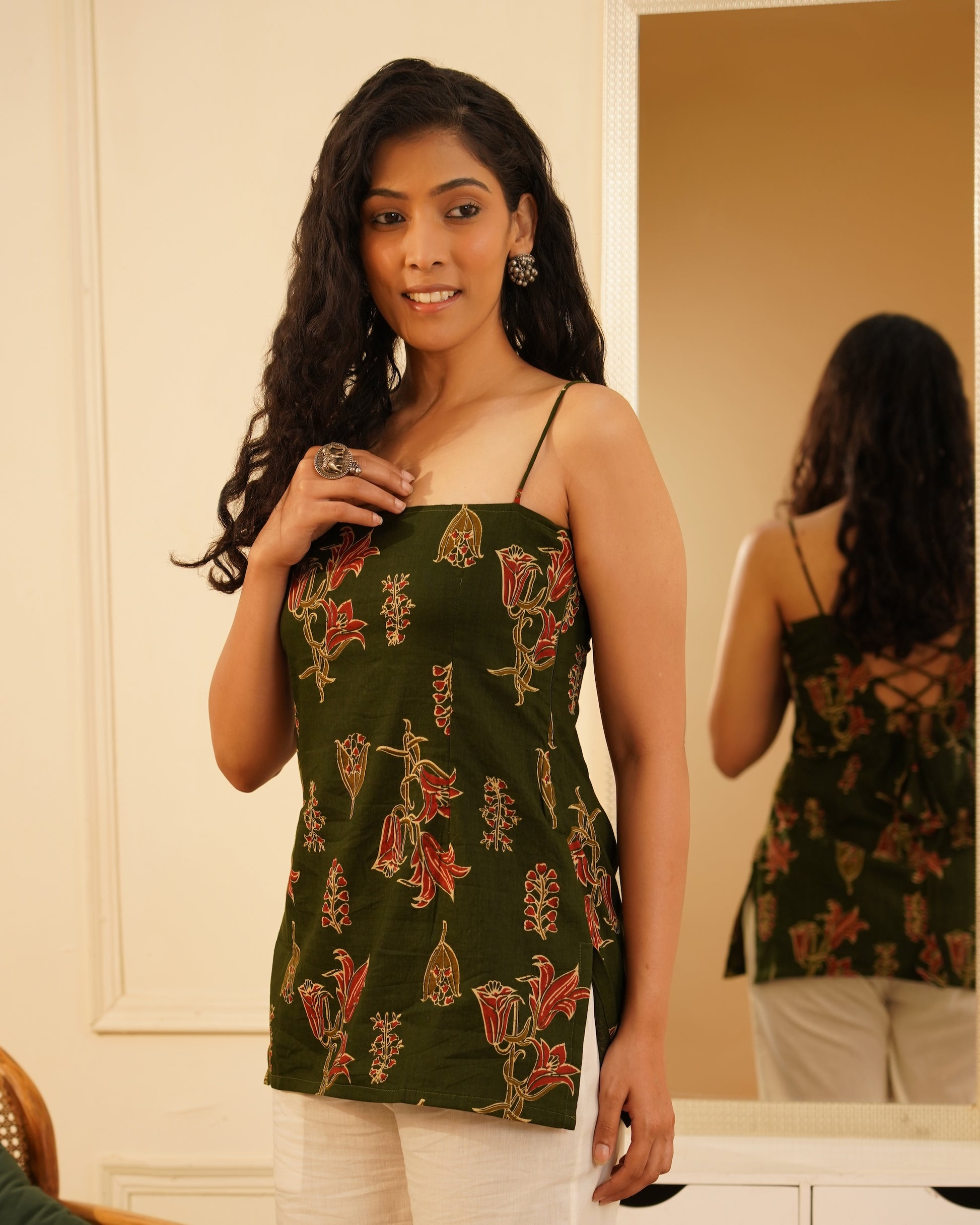 Phool Floral Bagru Kurti – Fabric Close-up
