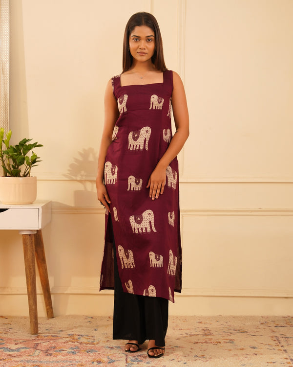 Tira Deep Back Long Kurti – Side View | IndiZari