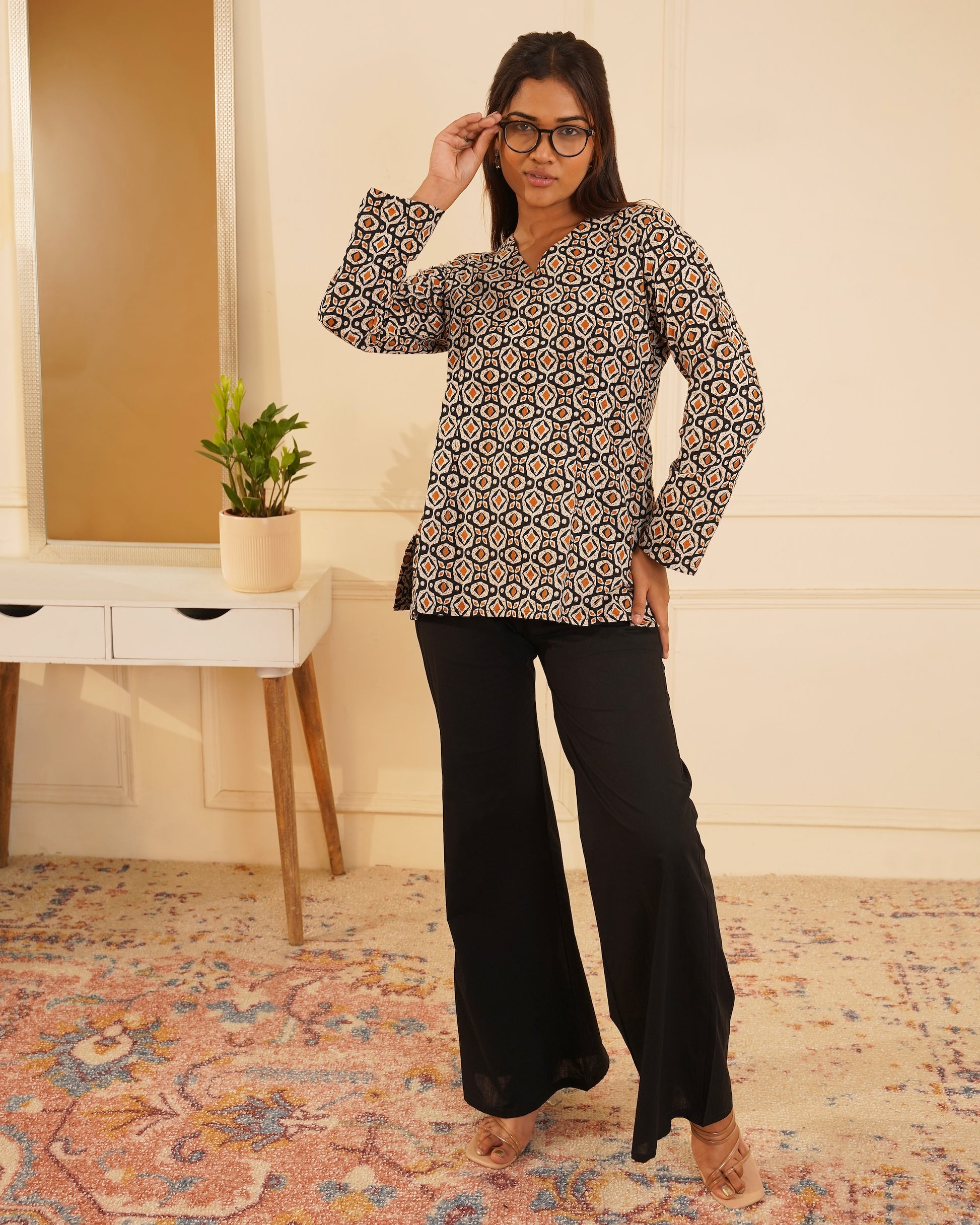Noori Sleeve Modest Kurti – Front View | IndiZari
